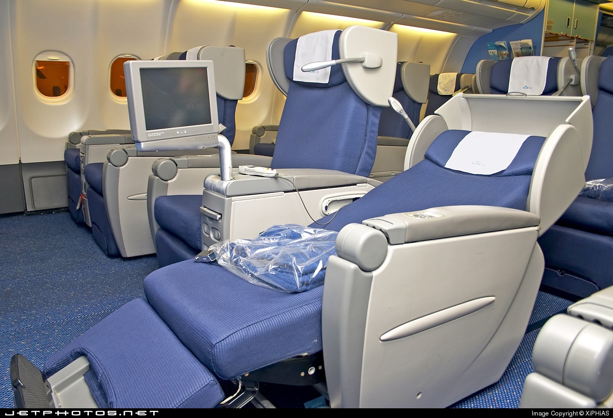 SAS 330 бизнес класс