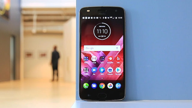 Smartphone Gaming Terbaik - Moto Z2 Force Smartphone Gaming Terbaik - Moto Z2 Force