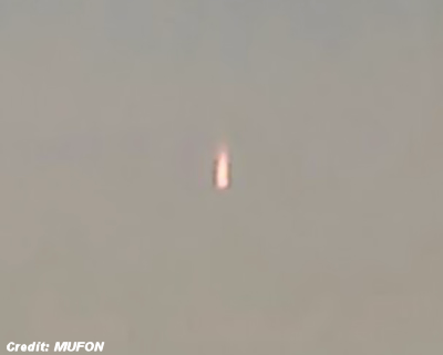 Cigar-Shaped UFO Caught on Video Near Tulsa - August, 2015