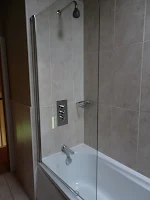 stunning bathroom in cottage 