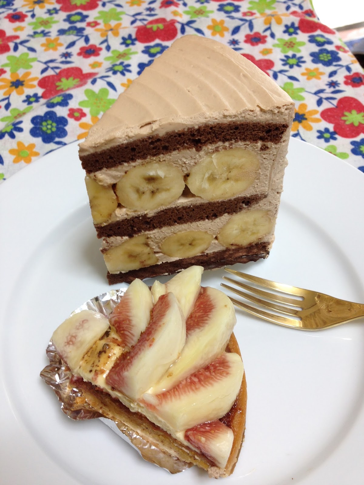 りすうさぎの日常 果物が美味しいケーキ