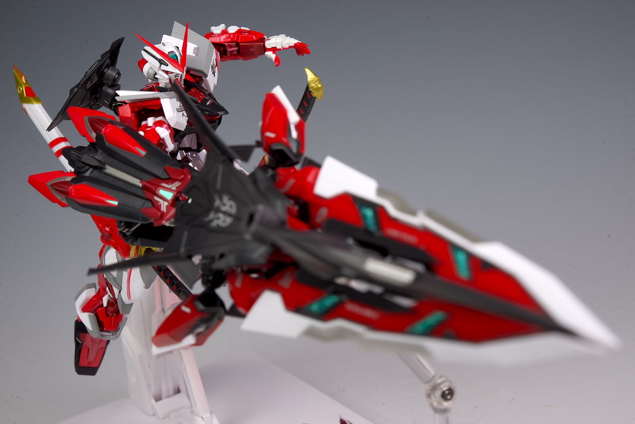 [ Review ] Metal Build Gundam Astray Red Frame Kai & Tactical Arms II & Tiger Pierce Option Set