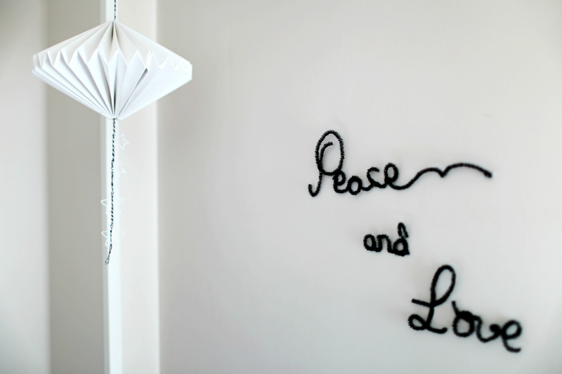 Frase Paz y Amor para la pared * DIY