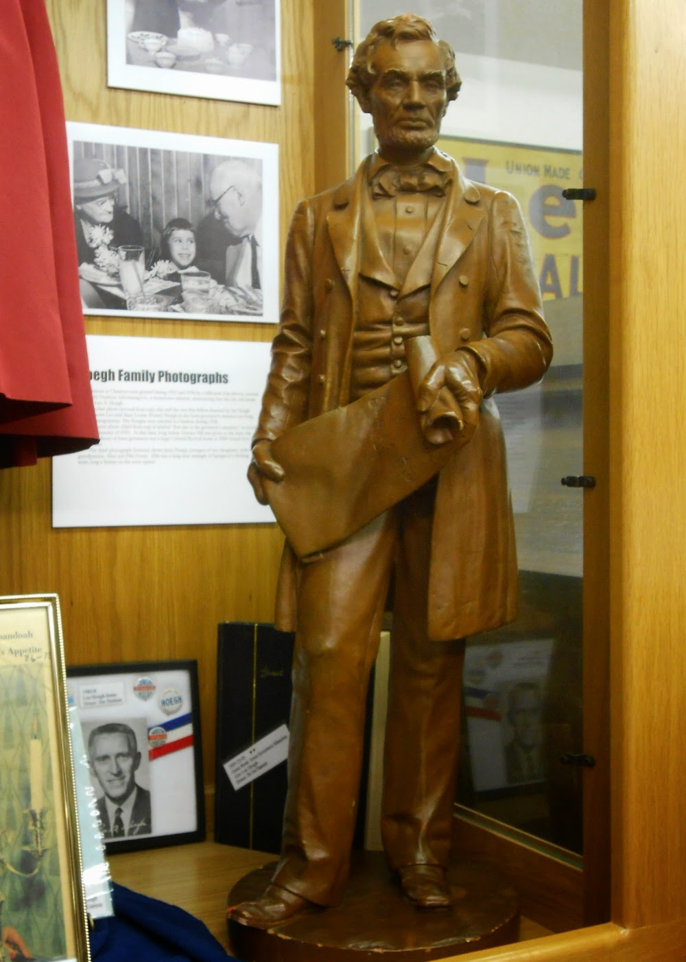 The Lucas Countyan Abe Lincoln, Leo Hoegh & Leonard Volk