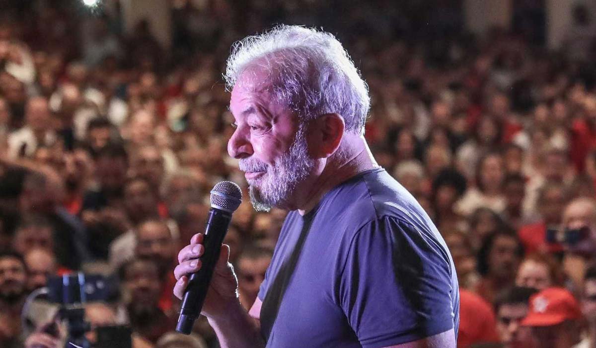 Petistas organizam réveillon 'com Lula' ao lado da PF em Curitiba