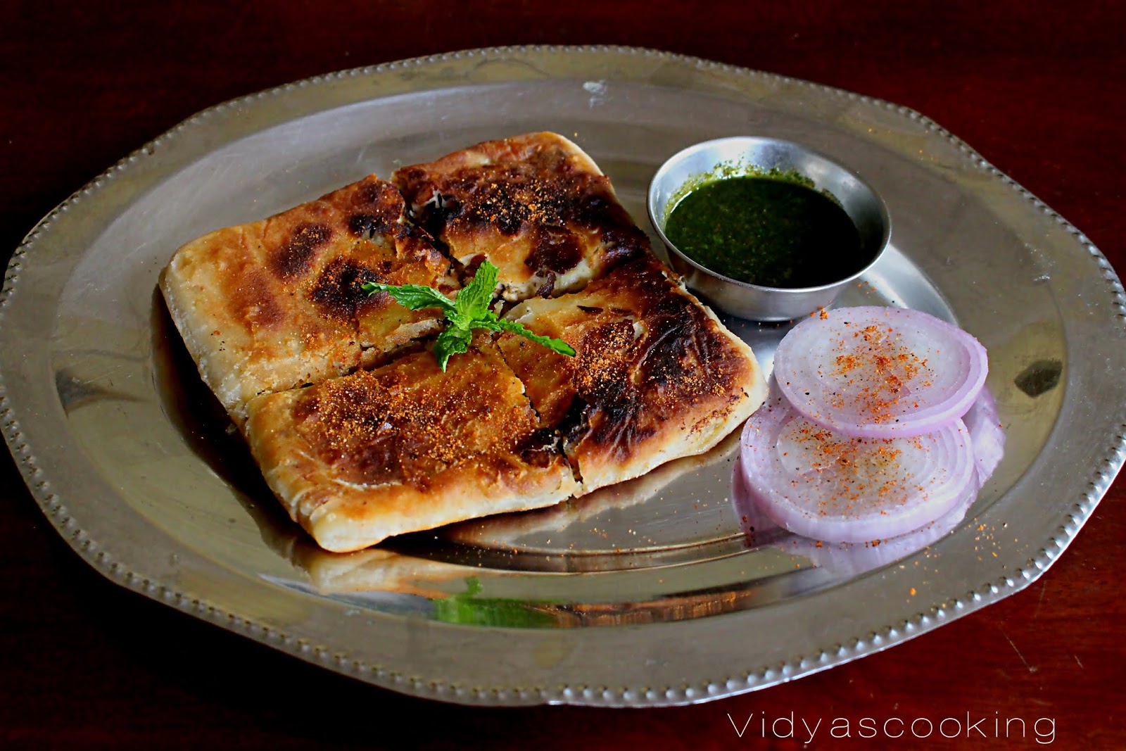Chicken Baida Roti Recipe