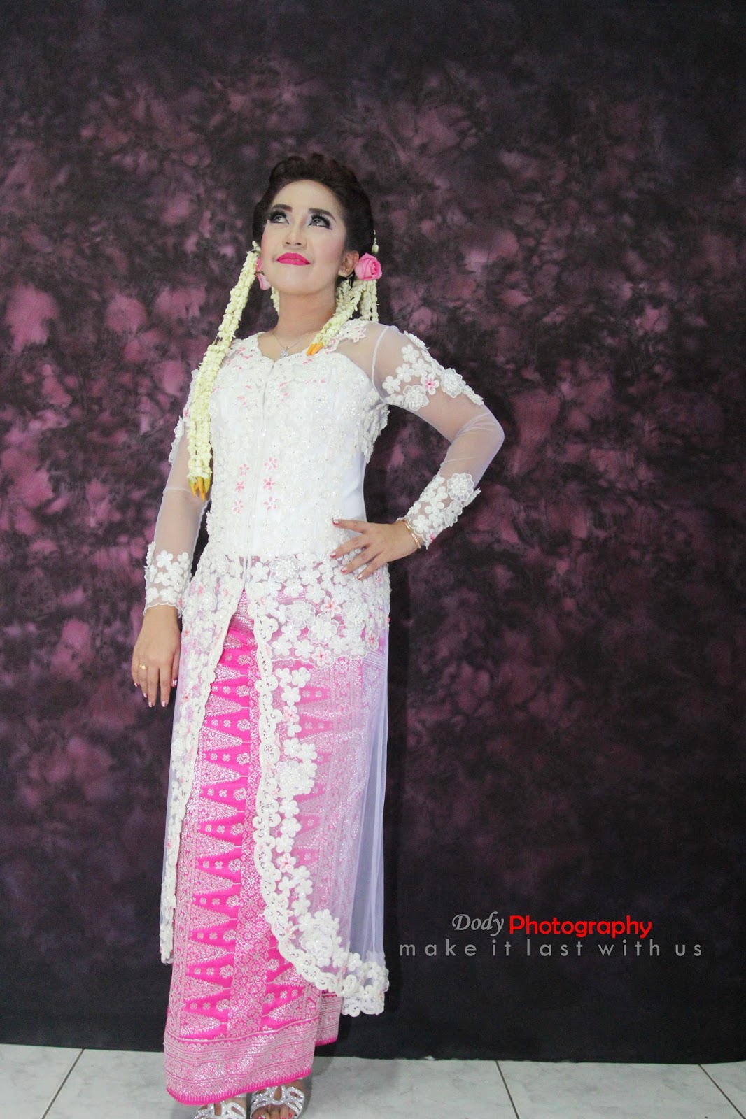 Model Kebaya, Songket dan Jas