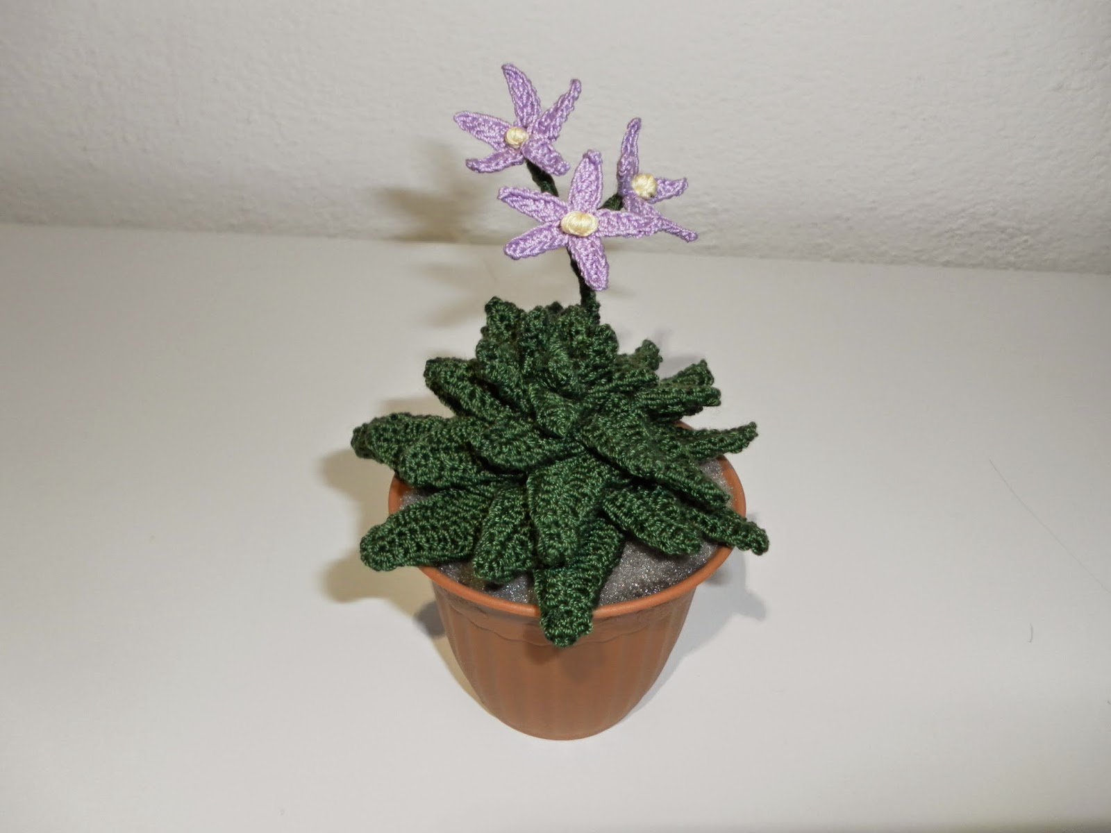 Il Blog Di Sam How To Crochet A Succulent Plant With Lilac Flowers