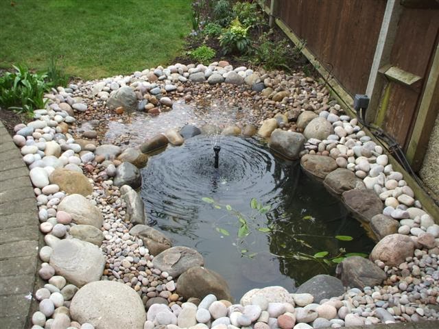 Beach Pebbles and Other Landscape Ideas Beach Pebbles and Other Landscape Ideas