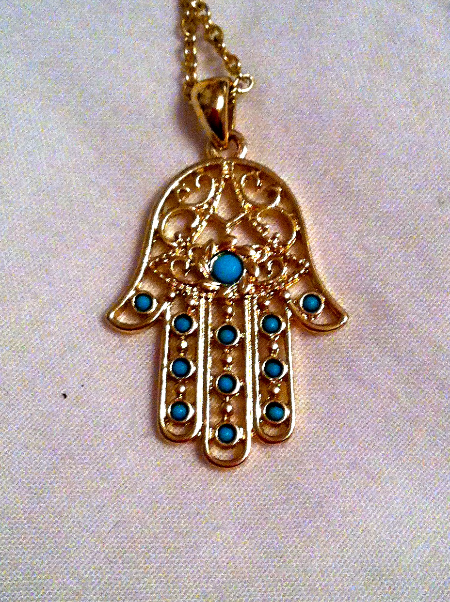 MakeUp.Etc Hamsa Necklace