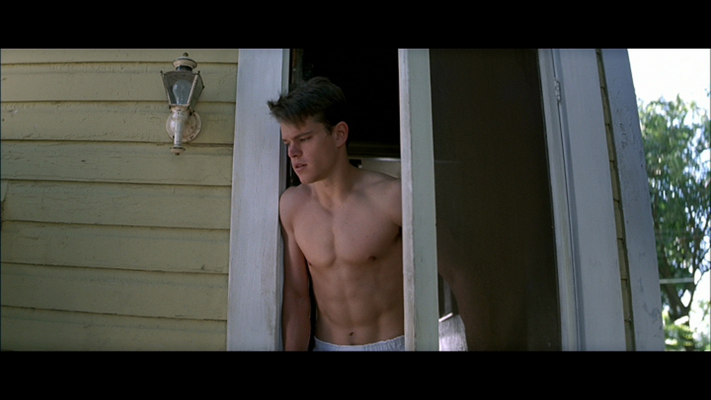 The Stars Come Out To Play: Matt Damon - Shirtless 