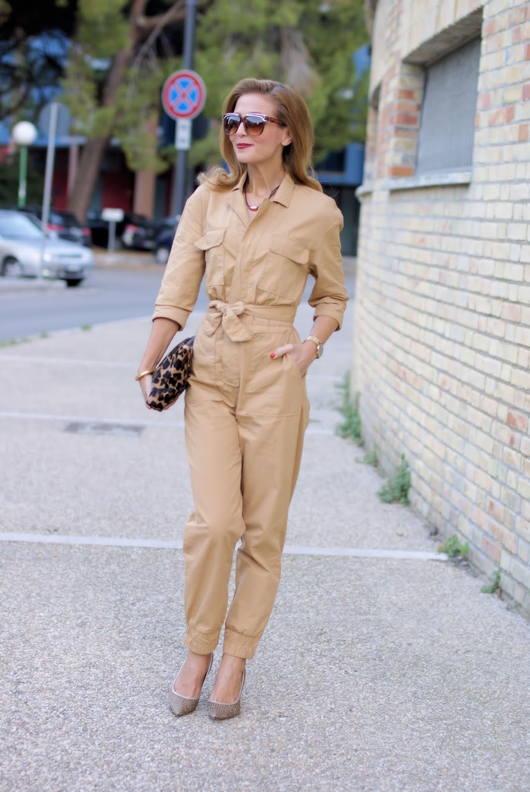 How to wear: the utility jumpsuit trend on Fashion and Cookies fashion blog, fashion blogger style