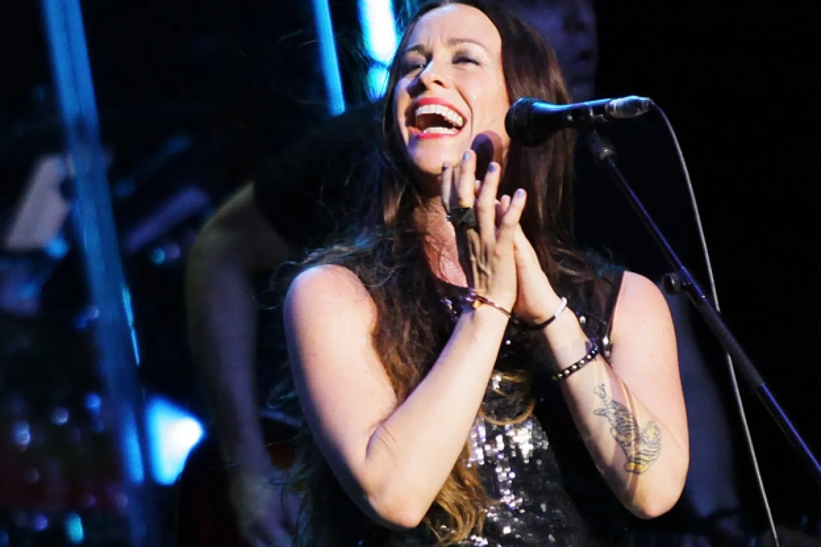 New Album Releases SUCH PRETTY FORKS IN THE ROAD (Alanis Morissette