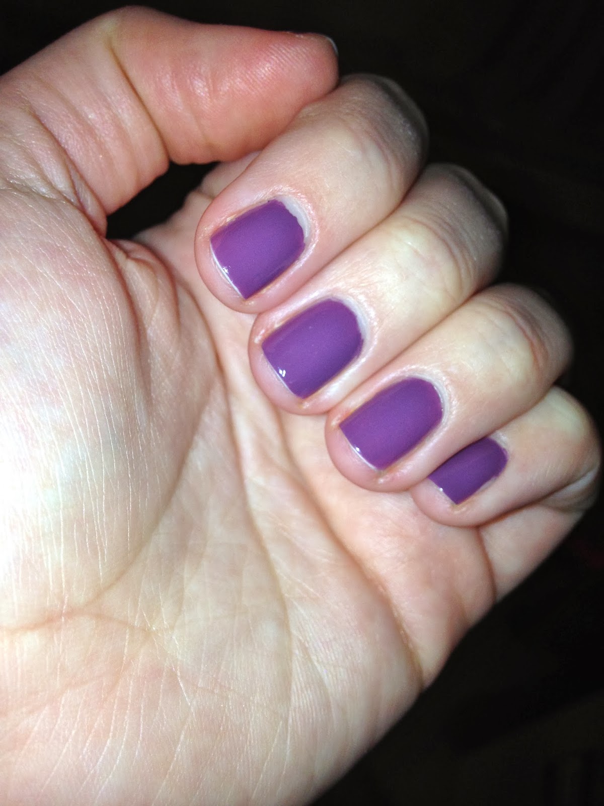 All Things Beautiful: How to: Make Your Nail Polish Last a Week!