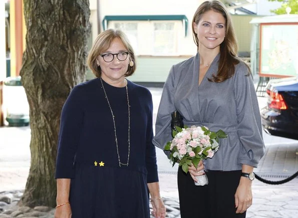 Princess Madeleine wore ZARA wrap overshirt with button for attend My Special Day seminar Foundation for My Big Day event