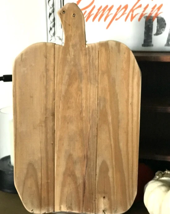 Making a pallet pumpkin sign for the front porch