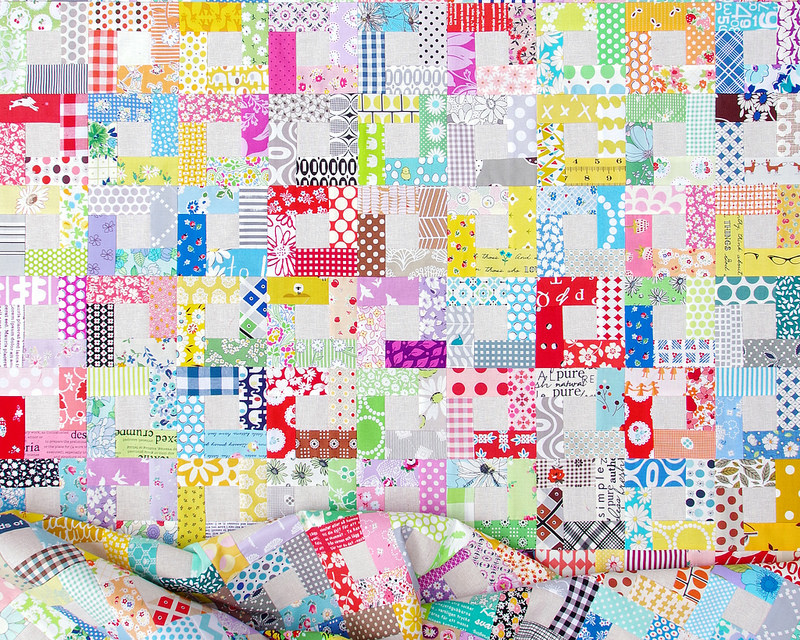 Bright Hopes Quilt - Color My World - tutorial available | © Red Pepper Quilts 2018 #scrapquilt #quiltblocktutorial #patchwork