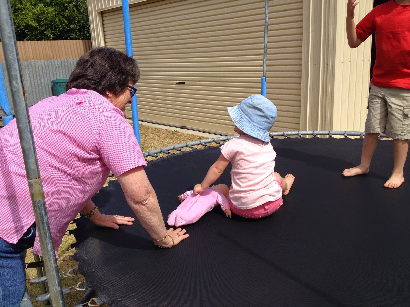 Pauline's Tips Getting zapped from your trampoline mat? An easy