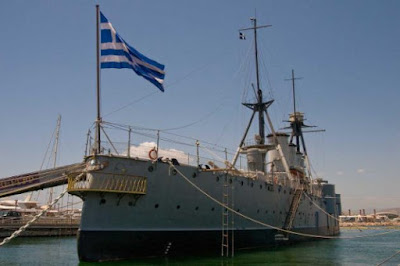 Ξαναδίνοντας στο Θωρηκτό "Γ. Αβέρωφ" την λάμψη που του στέρησε ο χρόνος