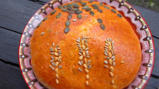 ВКУСНАТА СОДЕНА ПИТКА СЪС СЕМЕНА