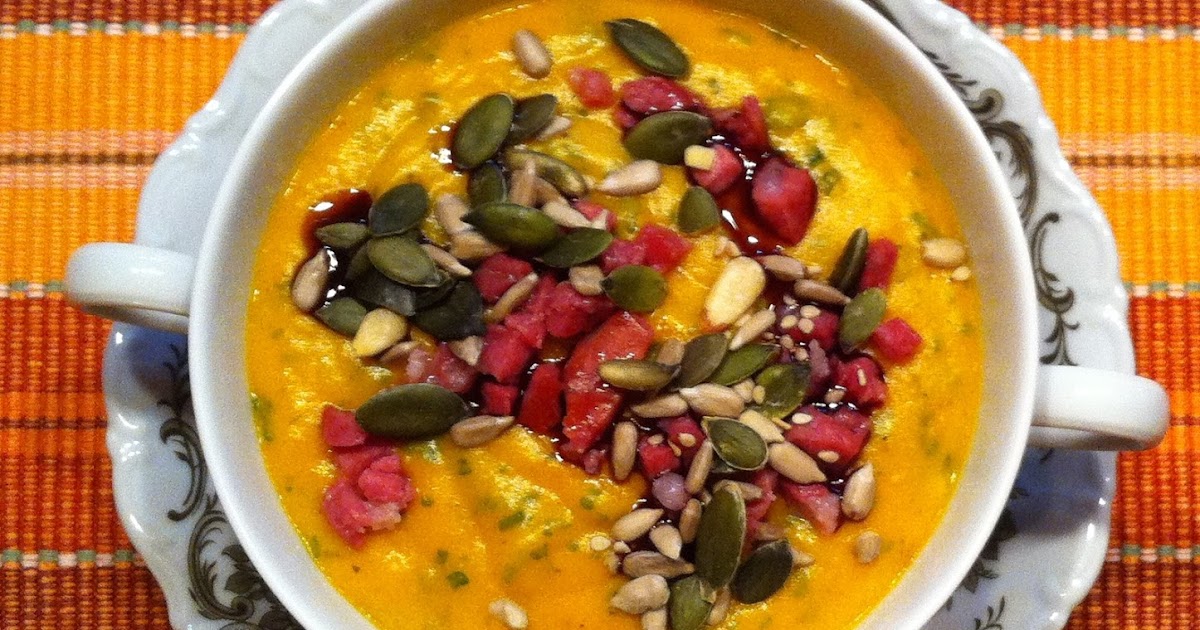 Marlis + Peters Küchenwelt: Hokkaido-Kürbissuppe mit Schinkenwürfeln