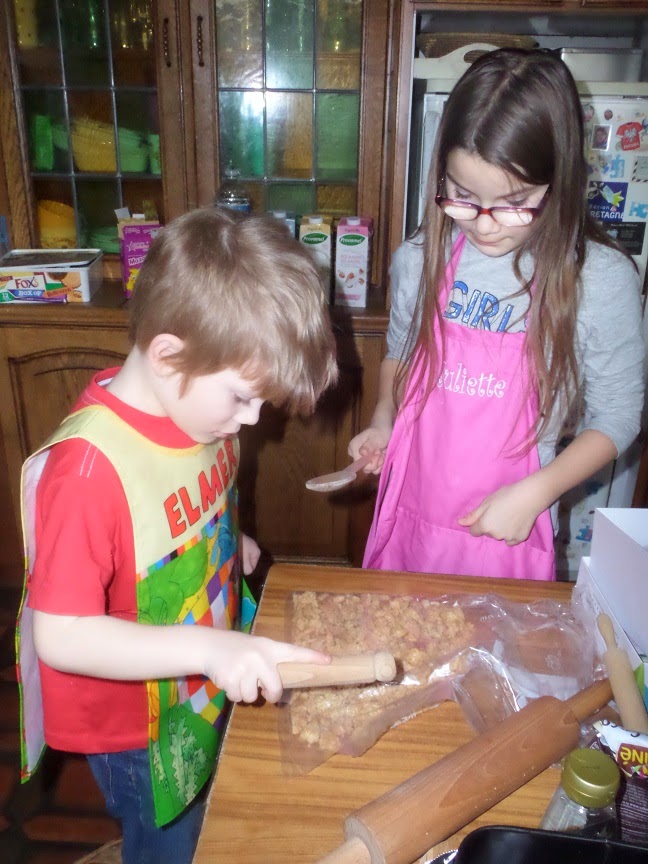 Madhouse Family Reviews Globecooking recipe Nanaimo Bars (Canada)