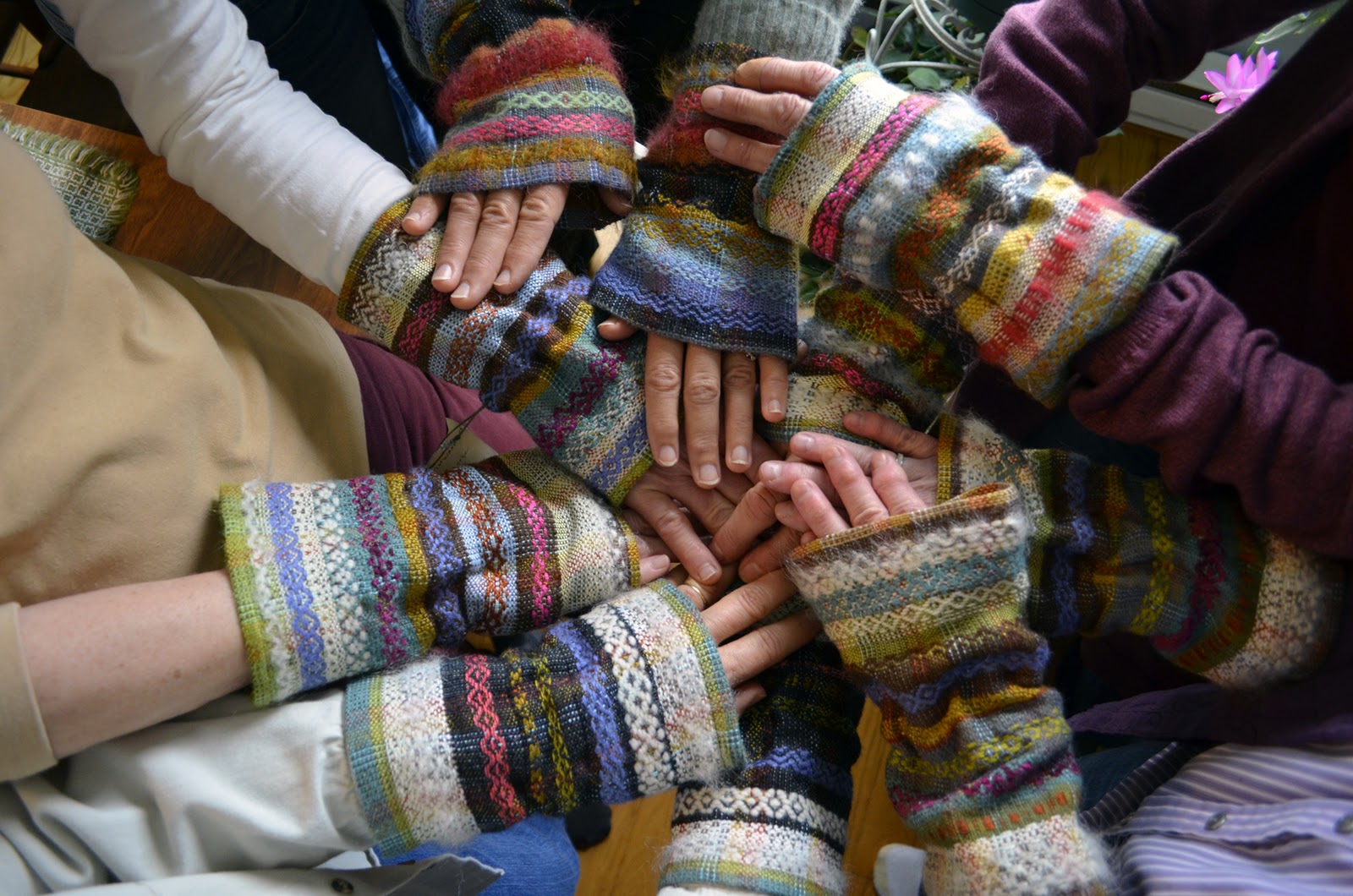 Avalanche Looms Hand weaving