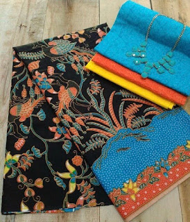 Kain Batik dan Embos 428 Biru Kain Batik dan Embos 428 Biru