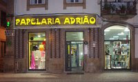 . : livraria/papelaria Adrião, fruto da simbiose entre a mangualdense tradição e inovação : .