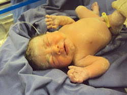 Manuela ao nascer