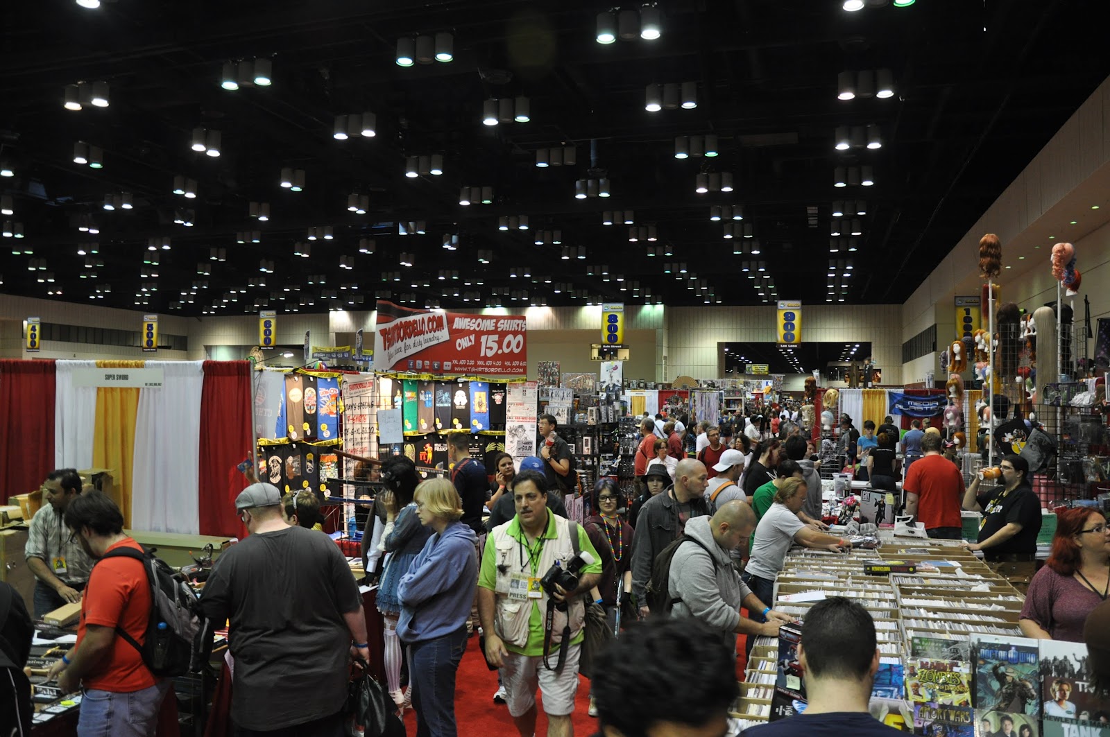 Magnum Arts: MegaCon 2012