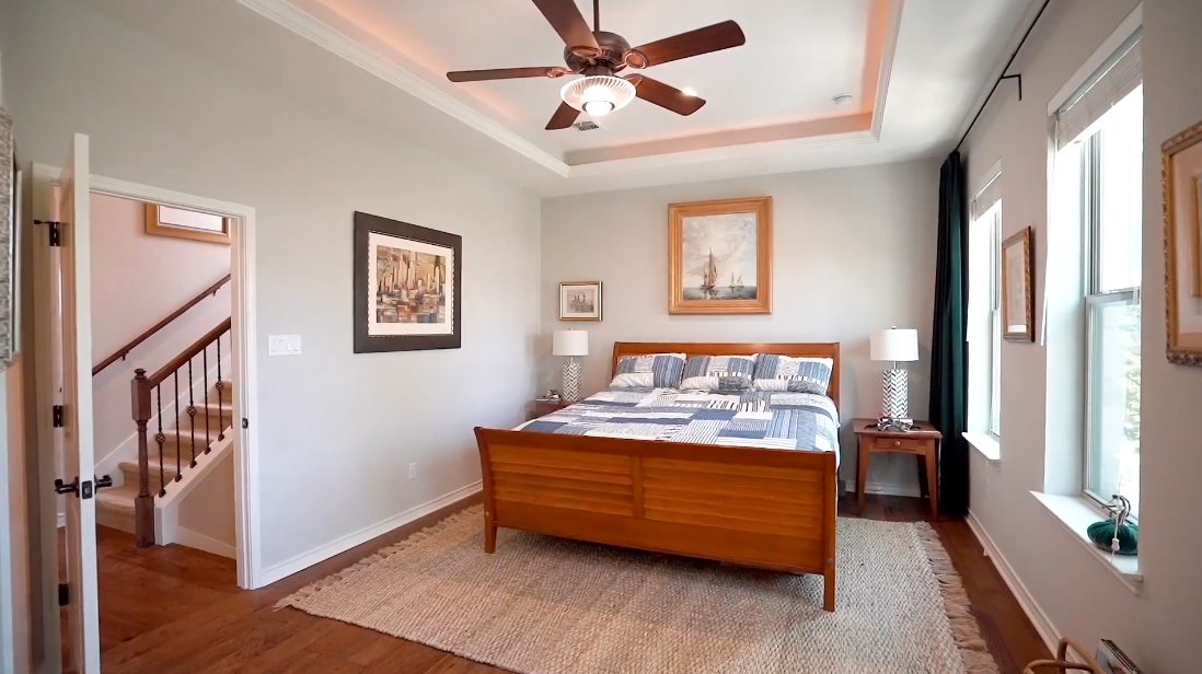 22 Interior Design Photos vs. Tour 216 Adams St, Georgetown, TX