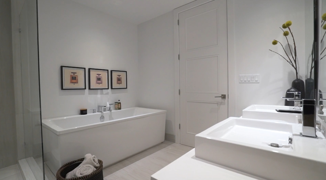 28 Interior Design Photos vs. Tour 155 E Boca Rd, Boca Raton, FL Luxury Condo