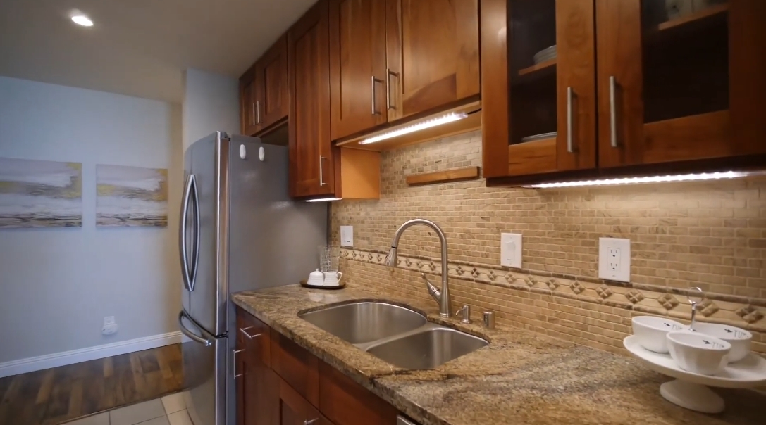 15 Photos vs. 340 Vallejo Dr #78, Millbrae, CA Interior Design Luxury Condo Tour