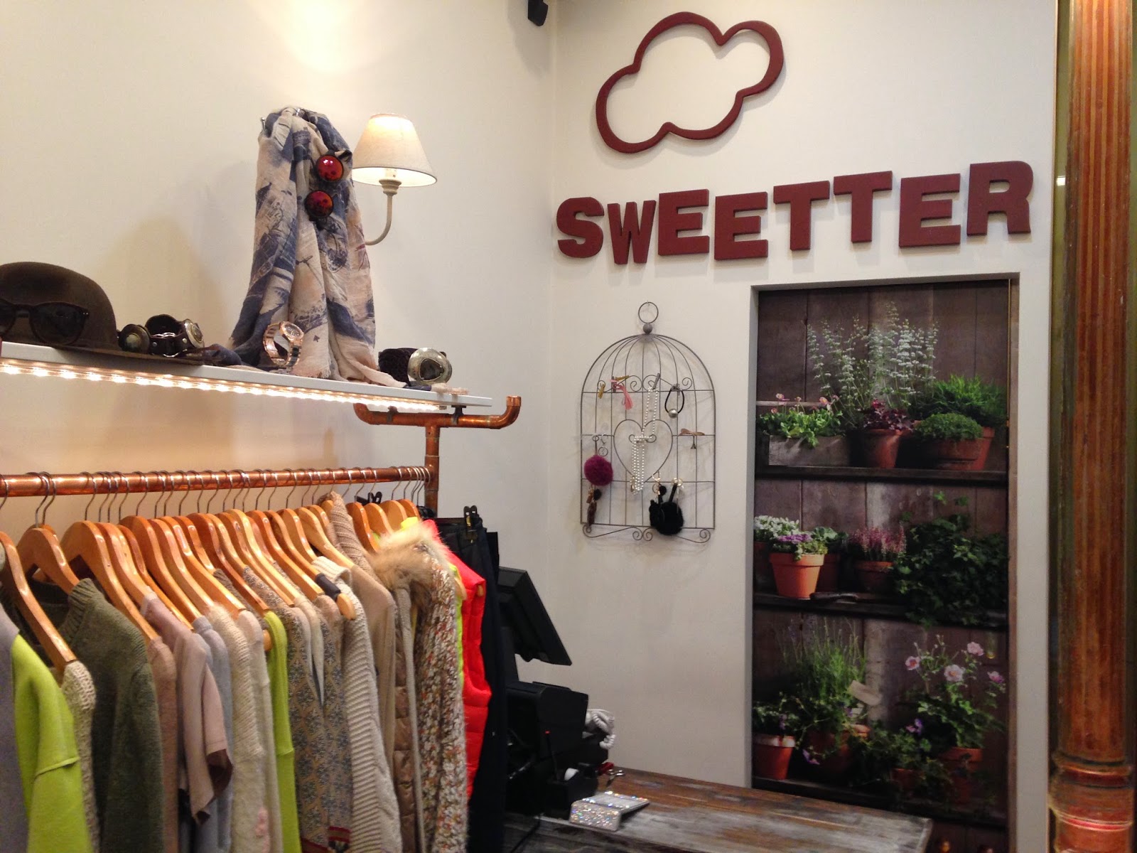 Tiendas de en Madrid: Sweetter, increíble selección de ropa en un espacio reducido