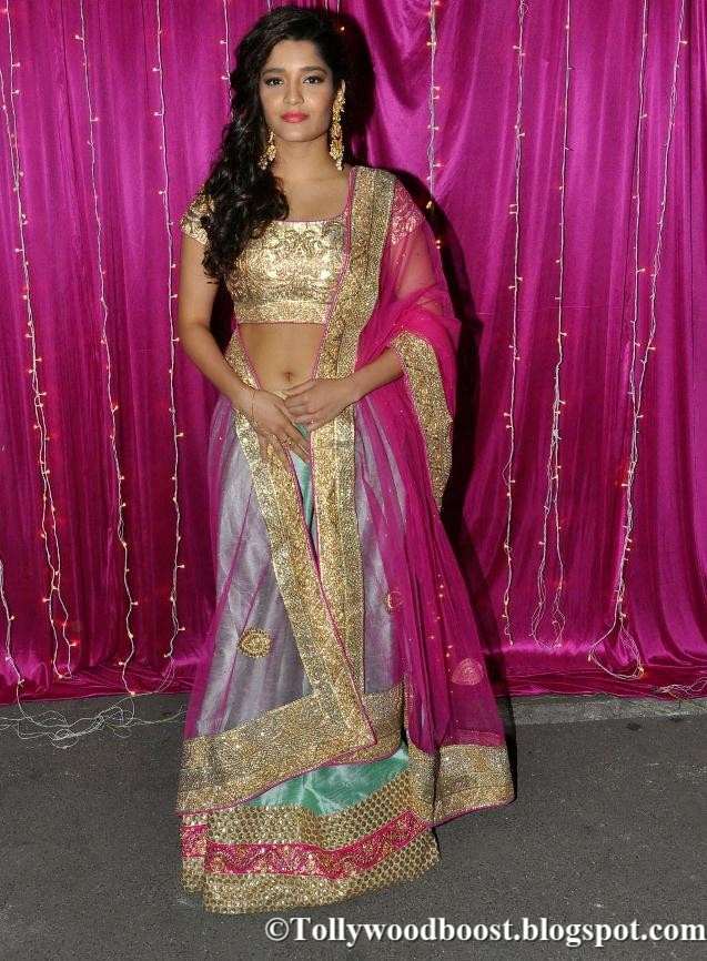 Ritika Singh At Zee Telugu Apsara Awards 2017 In Pink Dress