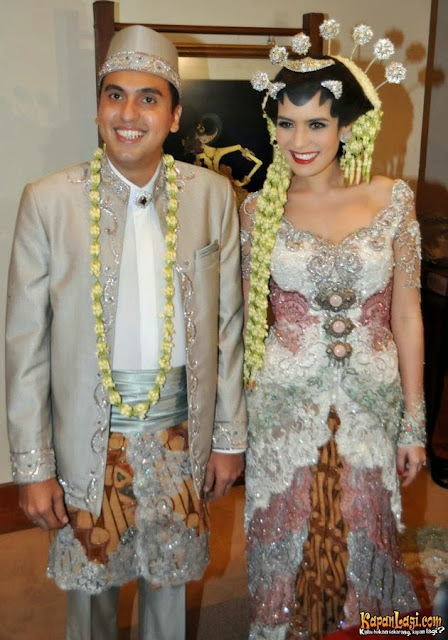 kebaya pengantin kebaya pengantin