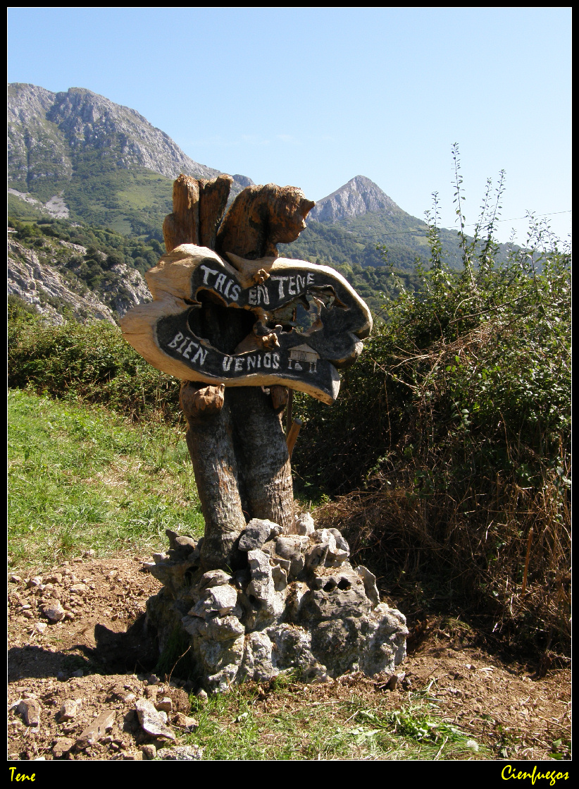Caleyando con Cienfuegos: La Airúa Naval desde Tene