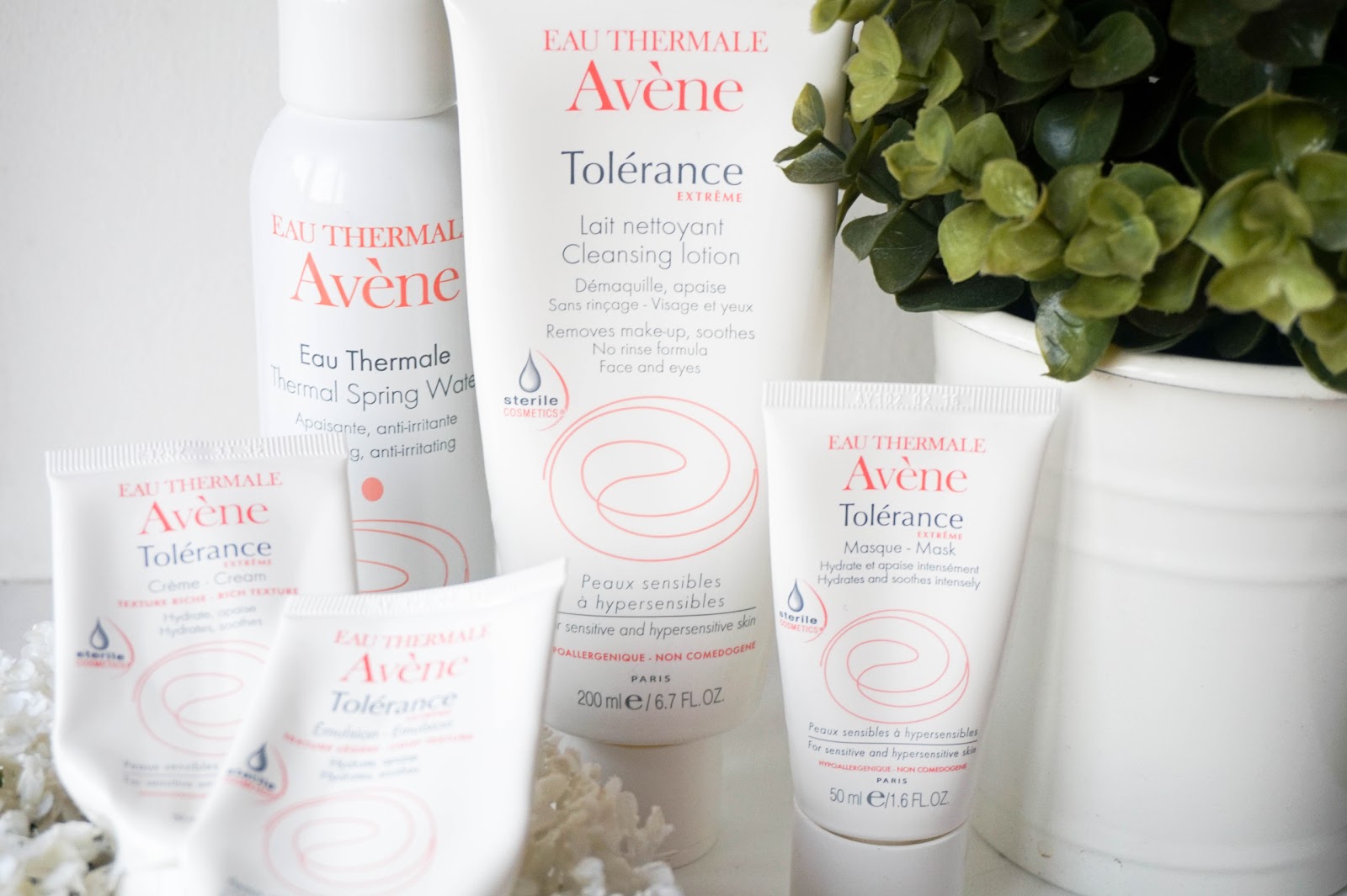 Less is more with AVÈNE TOLÉRANCE EXTRÊME Less is more with AVÈNE TOLÉRANCE EXTRÊME