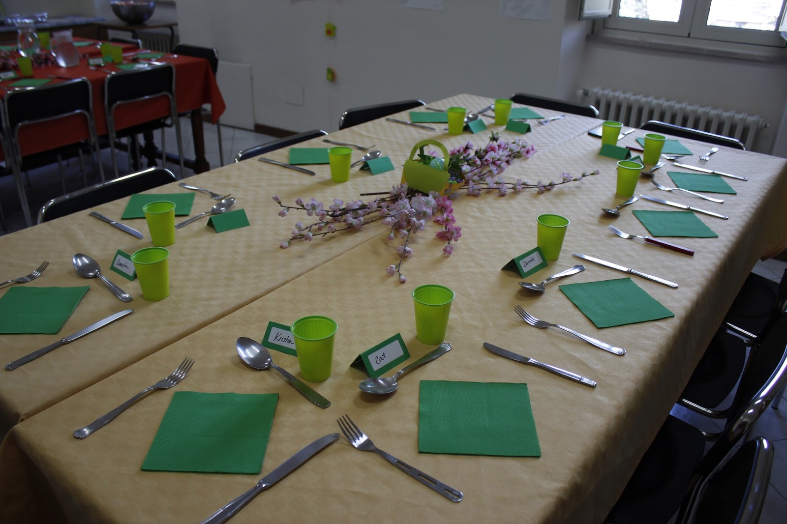 Beloved Simplicity: Easter Dinner