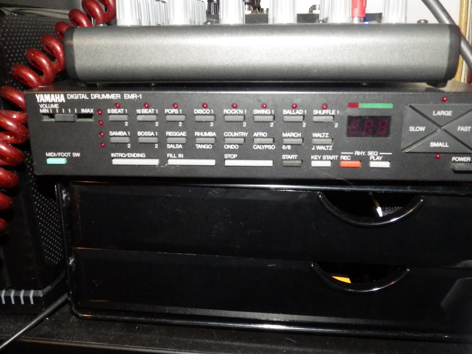 Audio Trough Instrument Review Yamaha EMR1