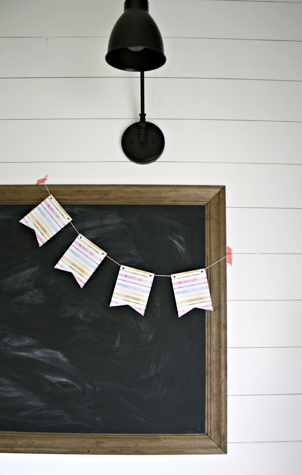 How to make a giant DIY chalkboard Thrifty Decor Chick Thrifty DIY