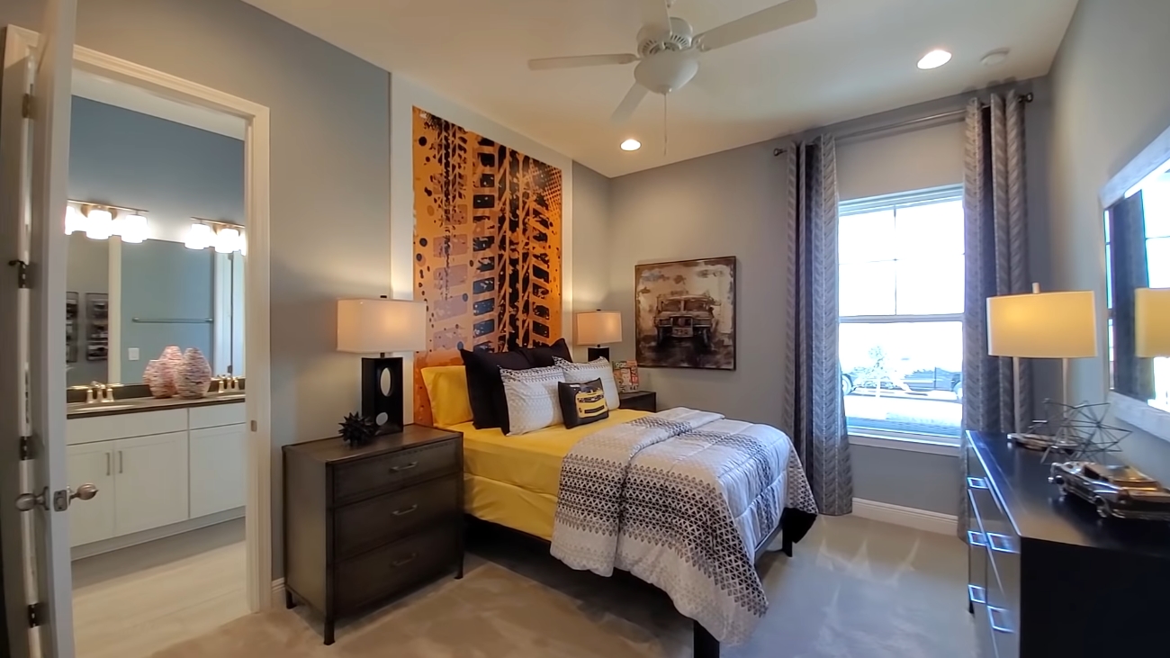 29 Photos vs. Winter Garden Model Tour | Tidewater Model w Bonus Room | Orlando Home Finders vs. Interior Design Tour