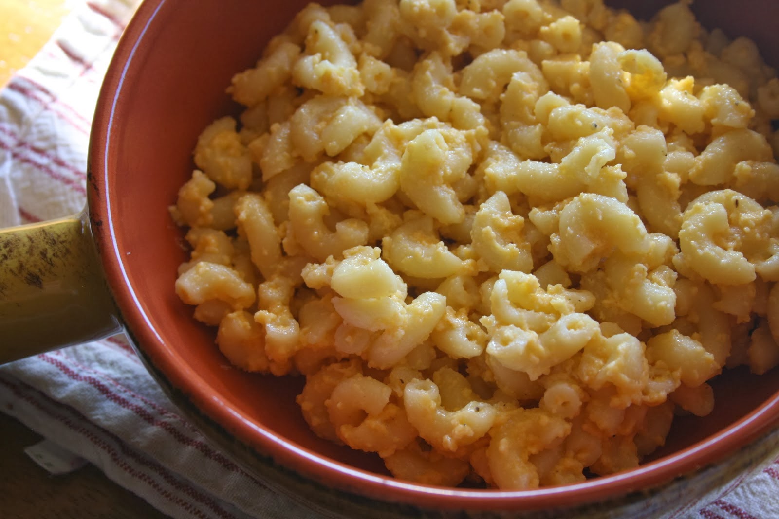 Paula Deen's Slow Cooker Macaroni and Cheese Lisa's Cooking Recipes
