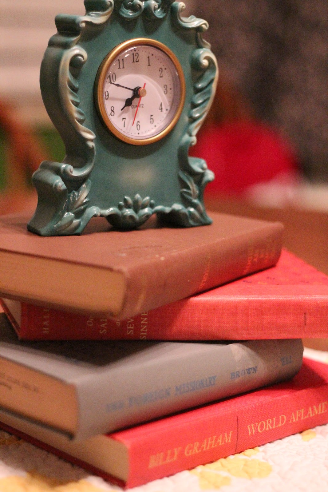 Mommy DIY Hardcover Book Decor