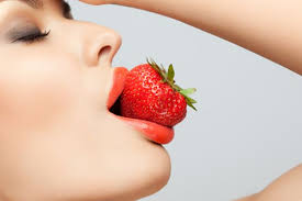 Cara Memerahkan Bibir Permanen Secara Alami (Terbukti) | Cantikitu.com