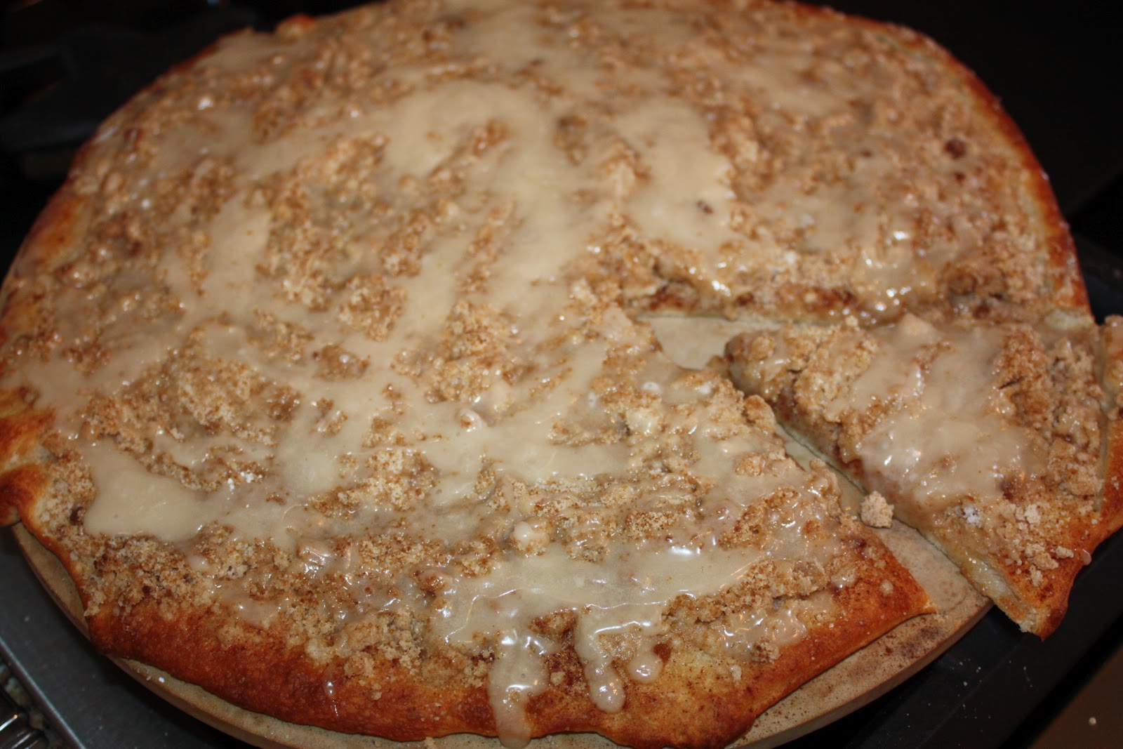 Simply This and that Cinnamon Streusel Dessert Pizza