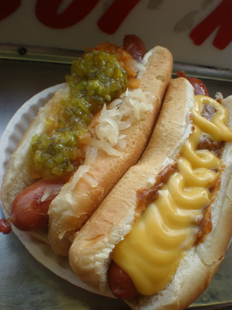  New York, NYC, NY, Big Apple, things to do, Budget, Cheap, Free, backpacker, Student, Traveller, traveler, saving money, advice, tips, tricks, eating for cheap, food, subway, Accommodation, hostel, hotel, dollar pizza, hotdogs, street carts, Restaurants, diners, Staten Island ferry, coney island, beach, boroughs, queens, brooklyn, manhattan, staten island, bronx, museums, galleries, free entry, free museum day, new york pass, shopping, walking tours, movie locations new york, parks, highline, central park, Washington square park, bryant park, Jamaica bay wildlife reserve, Brooklyn Bridge, Grand Central, New York Public library, Kayak on the Hudson, Baseball, mets, yankees, Statue of Liberty, Ellis Island, 