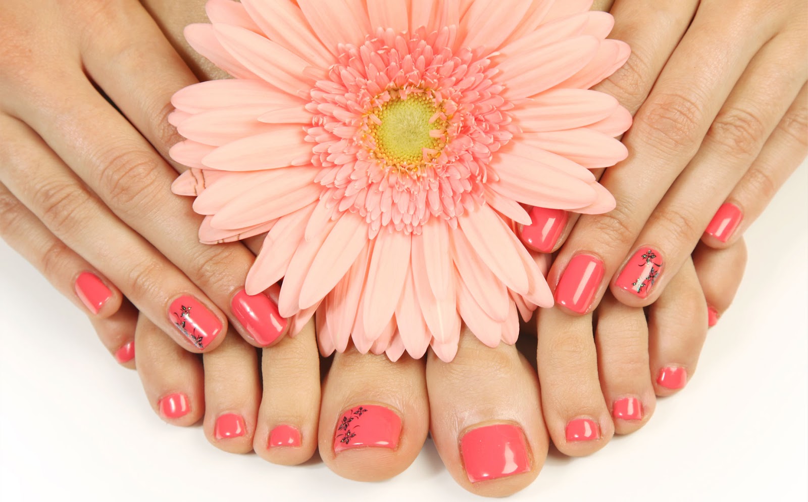 Fashion&amp;beauty tips: Tips for Foot and Nail Care