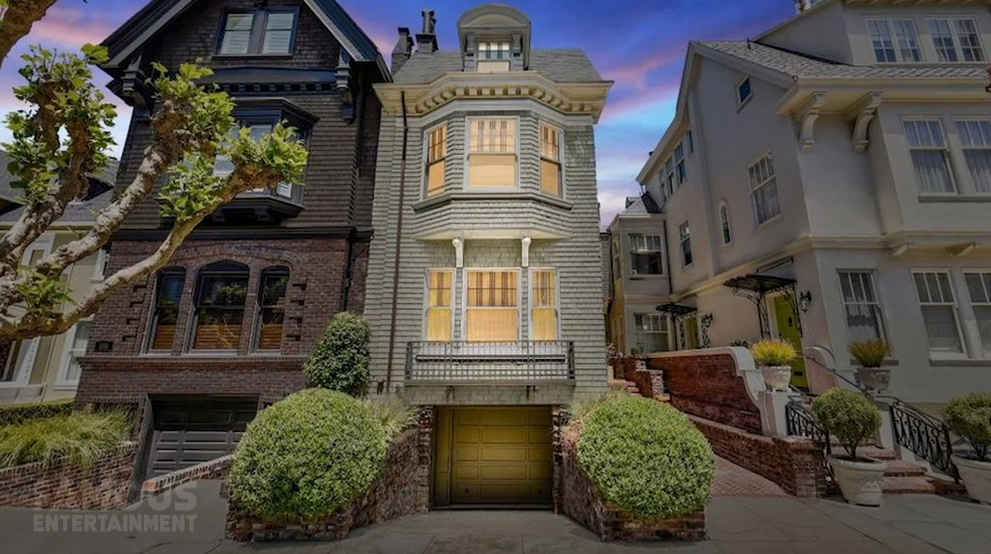 Tour Julia Roberts New Home vs. 32 Interior Design Photos 2020
